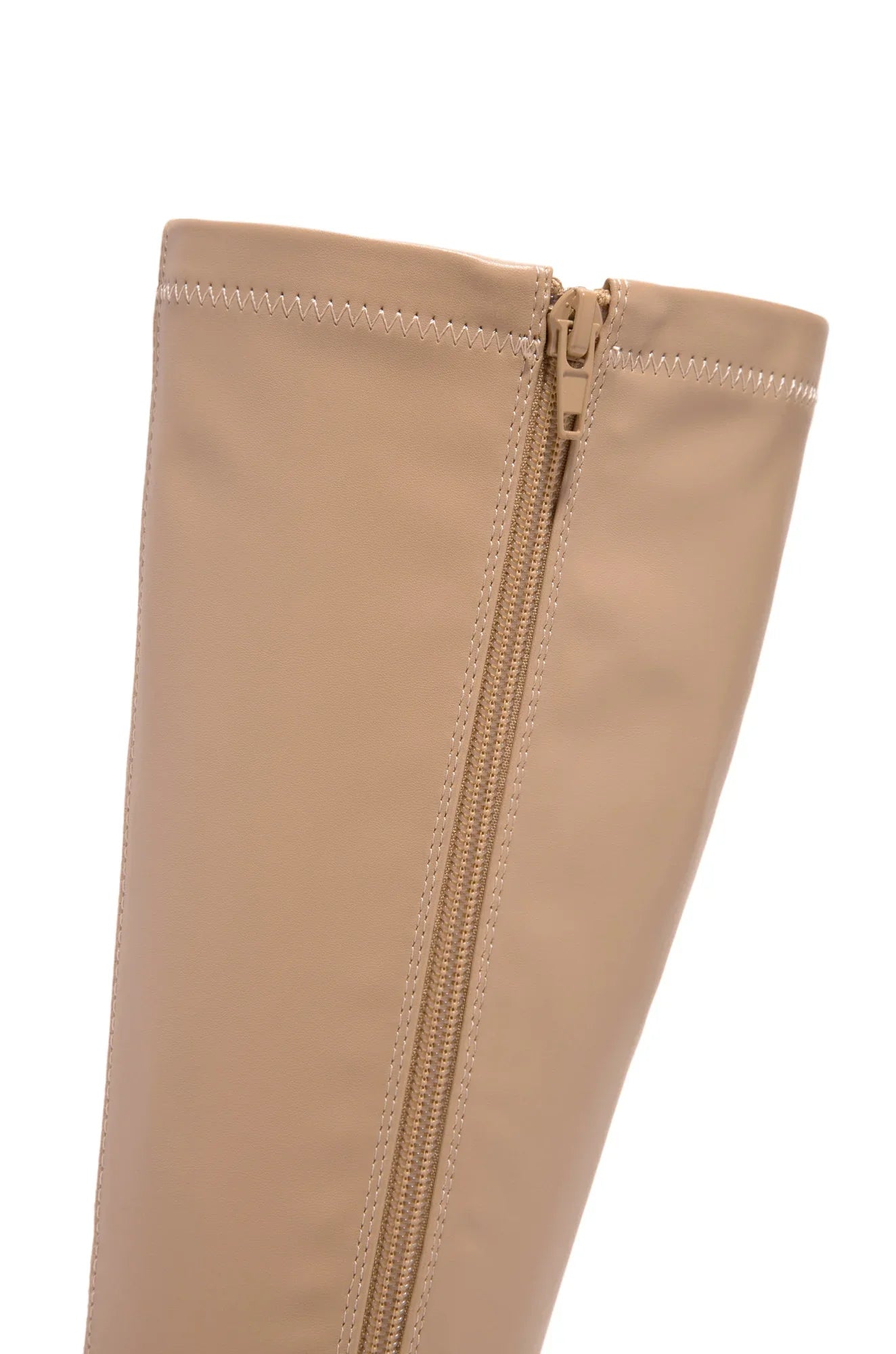 Bota Cano Longo Salto Alto Desiree